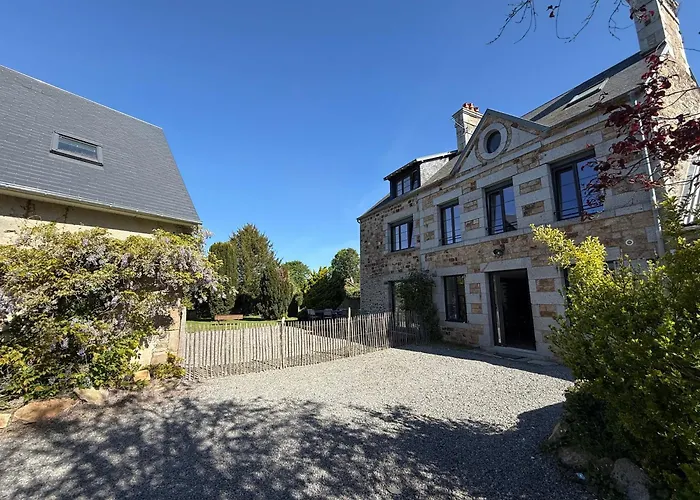 GÎTE Les Cigognes N0ires