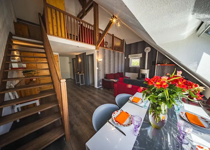 le 2 bers duplex 90 M2 cosy séjour à la montagne avec draps et serviettes toilette inclus