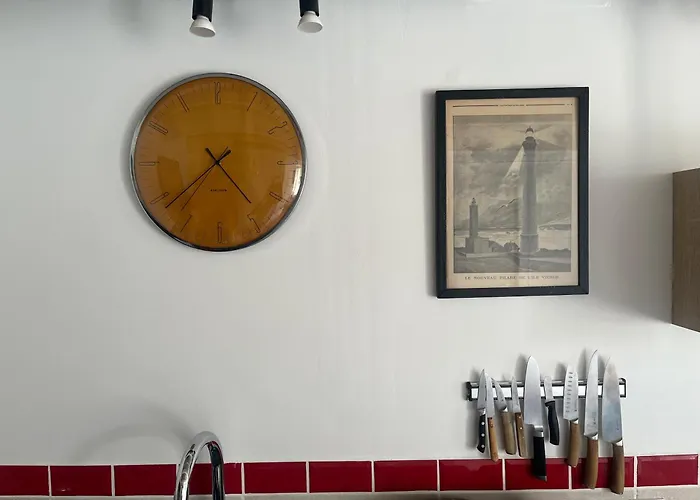 Maison bretonne traditionnelle en bord de Mer
