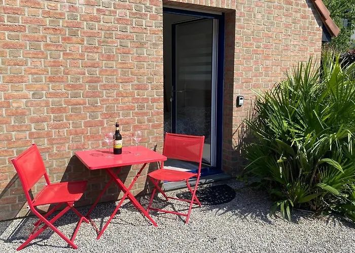 Chambre confortable avec une entrée indépendante - Parking&accès Lille facile