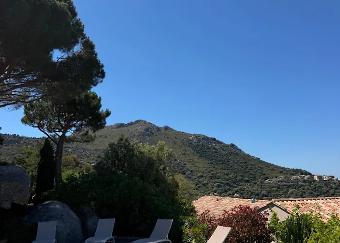 Magnifique Villa piscine vues mer, lac et montagnes