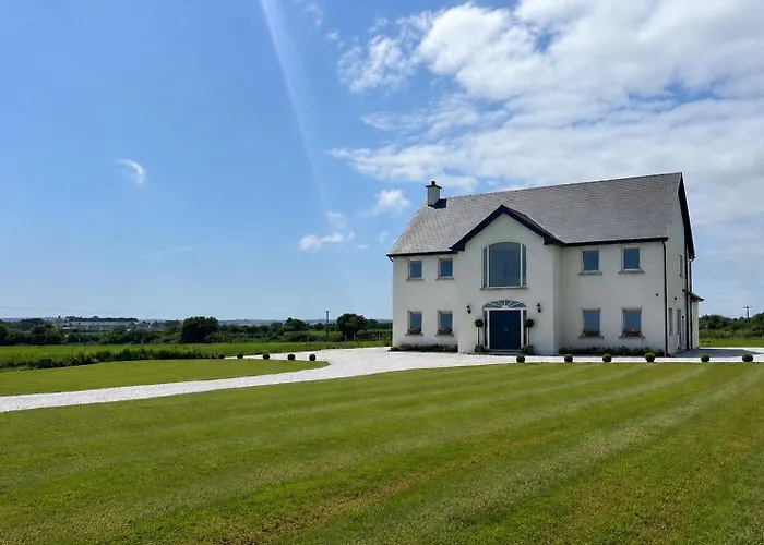 Eastbury House Near Garryvoe Hotel & Ballymaloe House