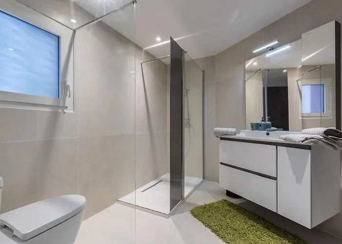 Villa Sur Les Hauteurs De Nice, Proche Centre