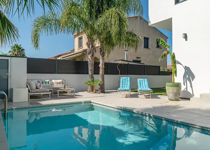 Villa De Luxe Sud De La France - Plage - Piscine - Jacuzzi