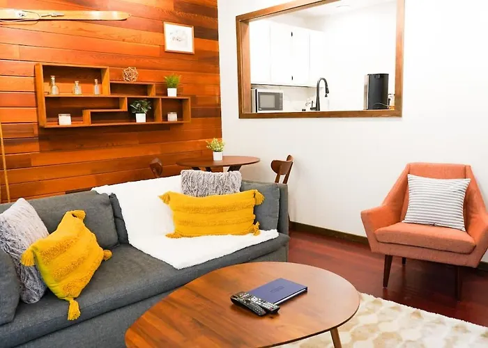 Summit Suite