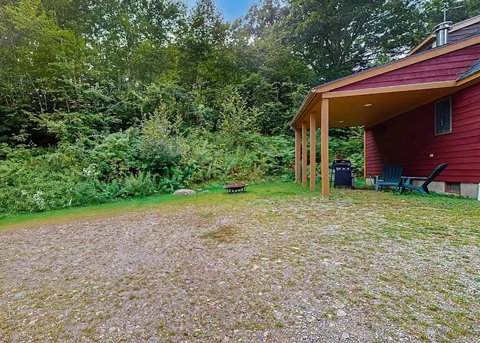 Beautiful Hilltop Home With Deck & View Of Penobscot Bay - Near Festivals & More