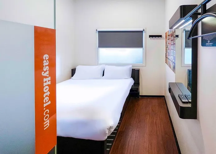 Easyhotel City Centre South