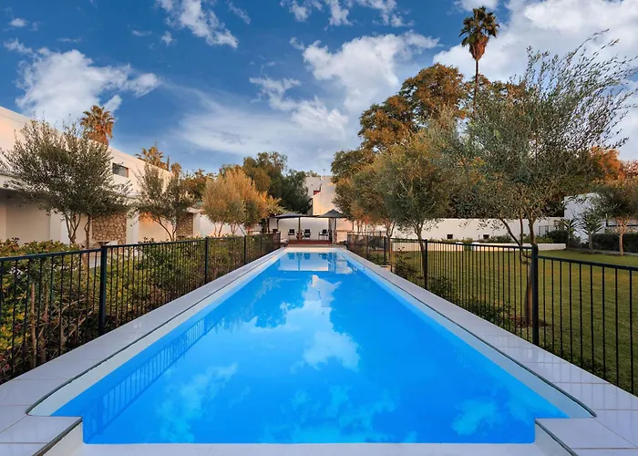 Family Friendly Hotels Karoo Retreat- Self Catering Villas And Guest House