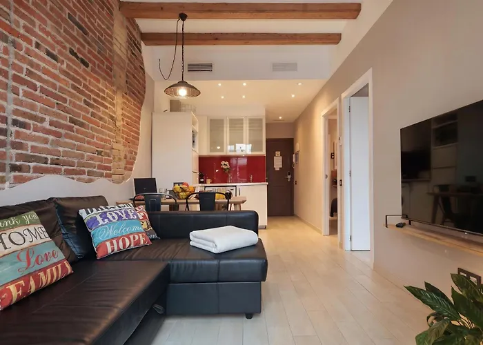 City Center Two Bedrooms Apartment, In A 1870'S Full Renewed Building