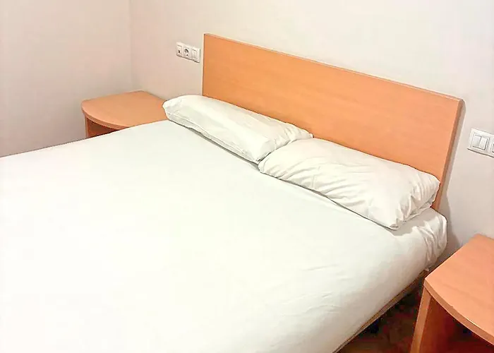 Apartamentos Pantebre 3000