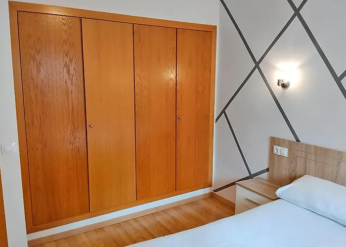 Apartamentos Pantebre 3000