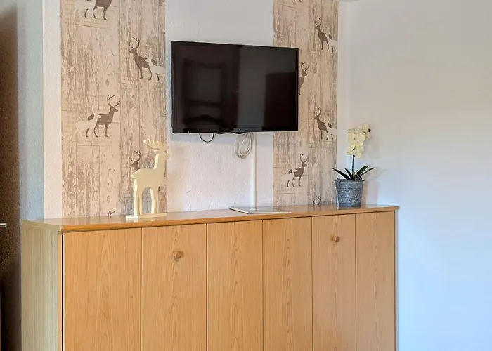 weißer Hirsch im Haus Sabine