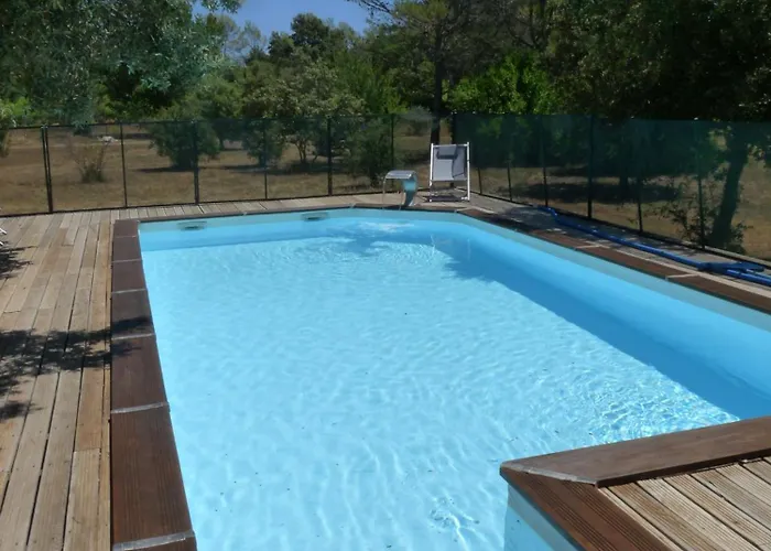 Villa spacieuse à Flassans-sur-Issole avec piscine privée
