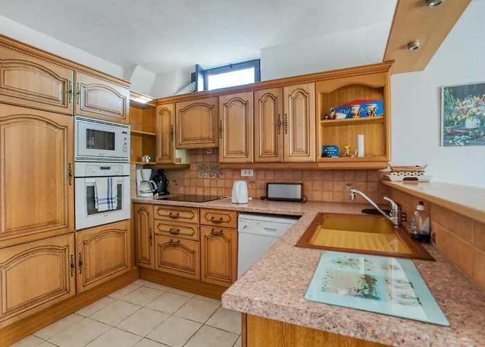 Appartement de 2 chambres avec terrasse et wifi a Saint Jacut de la Mer