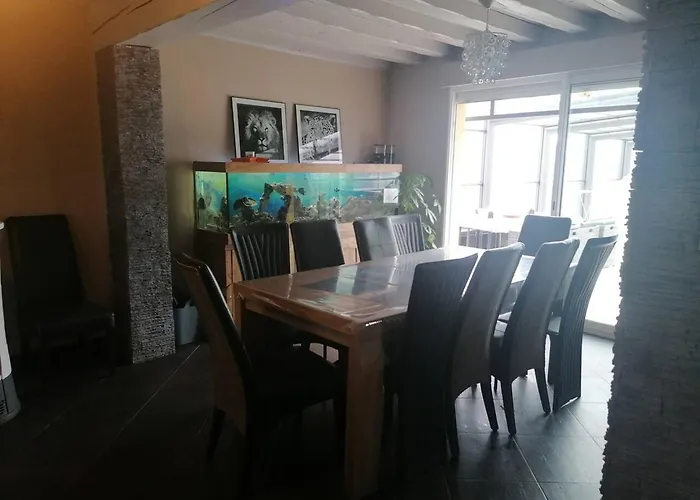 Villa de 5 chambres avec piscine privee sauna et jardin clos a Bernay