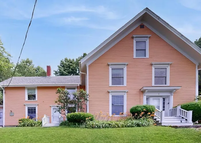 Cozy Apartment With Harbor View - Full Kitchen & Washer/Dryer - Walk To Water