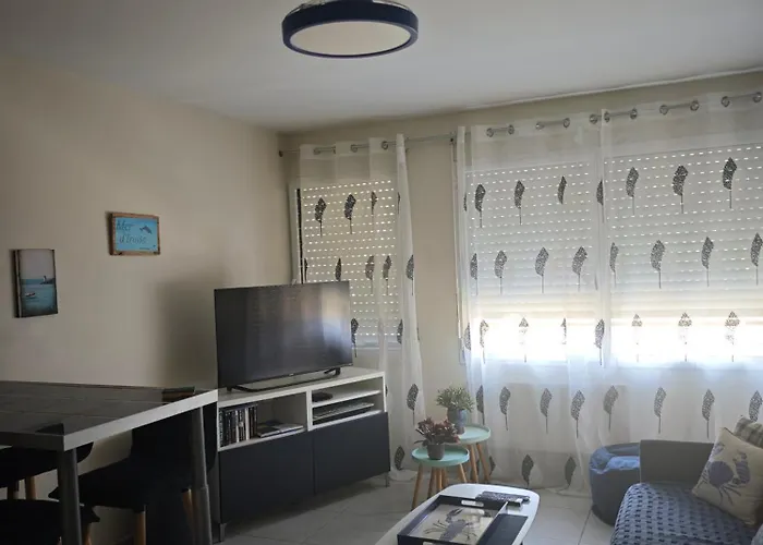 CHARMANT APPARTEMENT 3 étoiles classé BORD DE MER Travel Award 2024