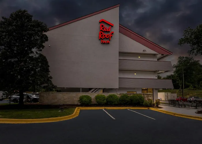 Red Roof Inn - Biltmore West