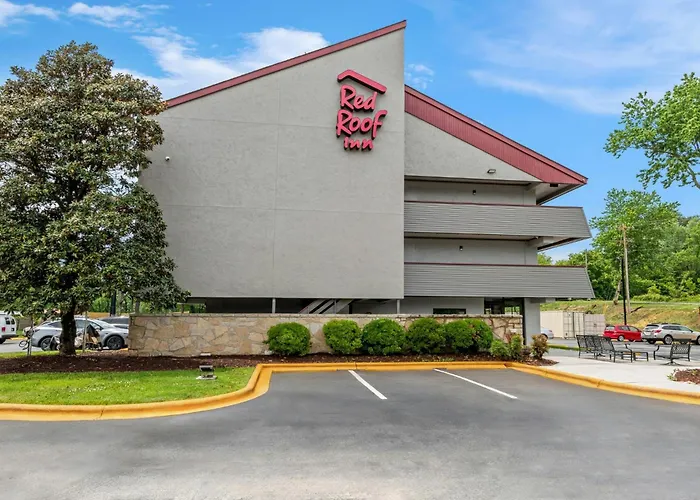 Red Roof Inn - Biltmore West