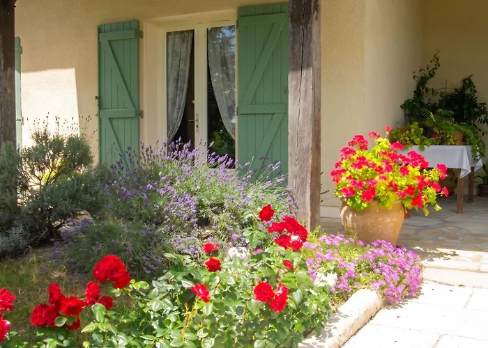 Appartement avec piscine à Montpezat-de-Quercy 40 m²