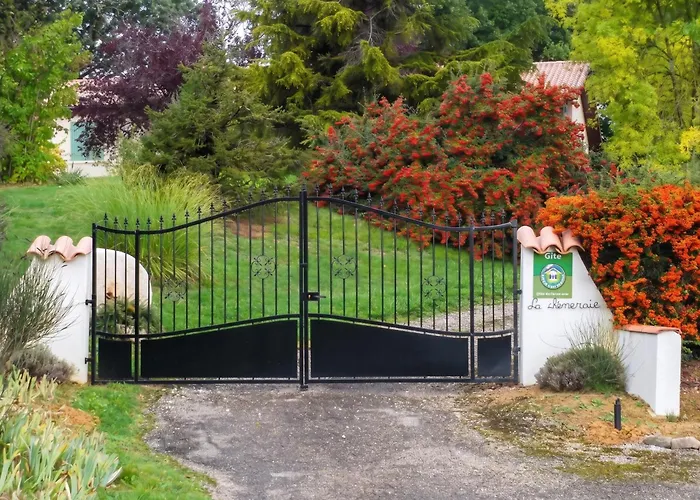 Appartement avec piscine à Montpezat-de-Quercy 40 m²