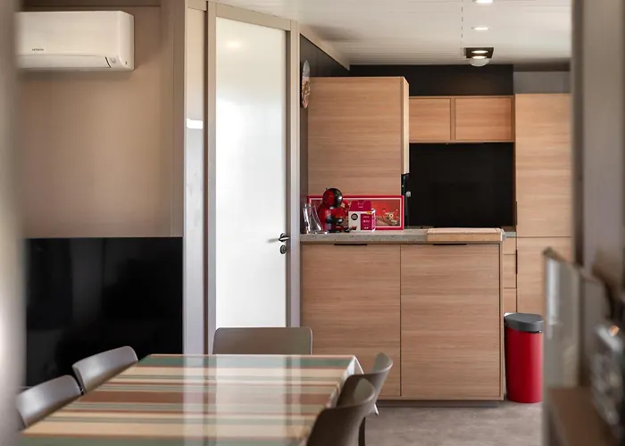 Chalet Etxean, de 1 à 6 personnes avec Barbecue, Parking et Piscine