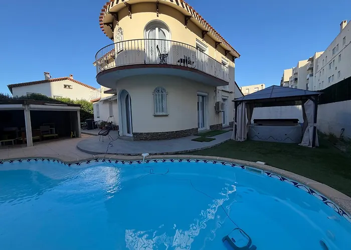 Jolie Villa piscine climatisé 6 pers proche centre-ville Perpignan