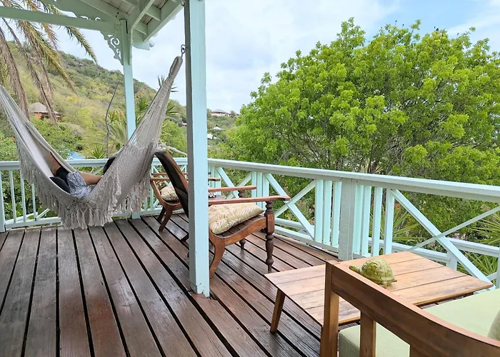Peaceful 1 Bedroom Cottage With Ocean Views