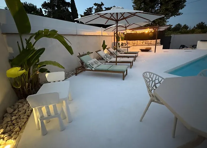 Maison de standing proche de la mer
