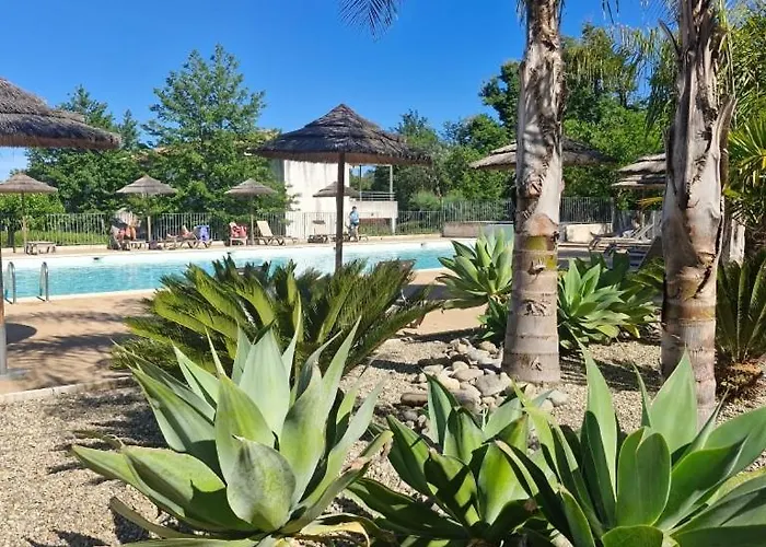 T2 terrasse piscine et plage Moriani Corse