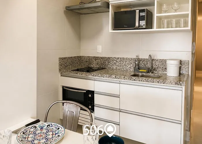 Studio Executivo c/ Garagem – Granja Viana | Cotia