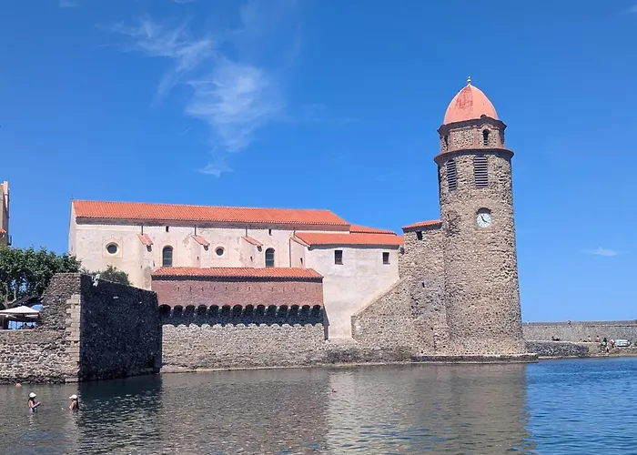 Collioure Vue Mer Parking Gratuit Fibre