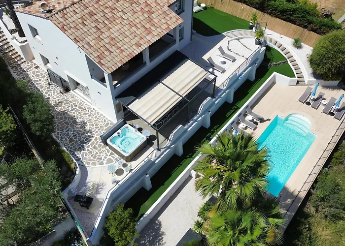 La Bohem'Azur Villa Golfe St Tropez 170M2 5 Chambres Piscine Spa Magnifique Vue Degagee Deco Boheme Chic