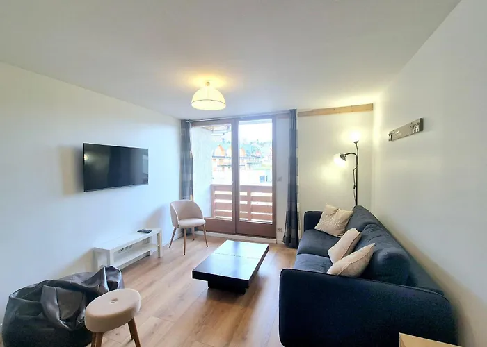 Cozy apartment in the heart of La Féclaz sleeps 5 48m