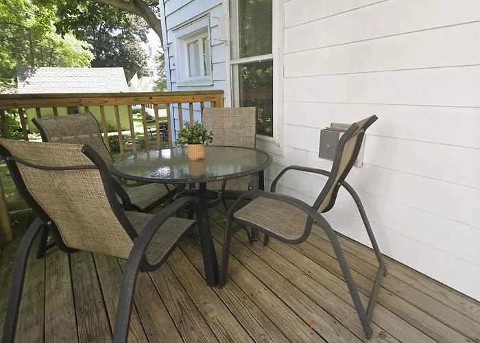 Gulf Stream House - Hammondsport Getaway Apartments #10