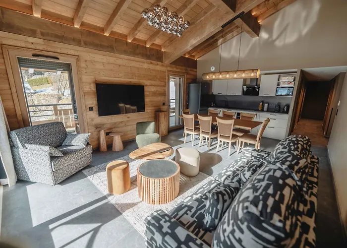 Le CAIRNE Chalet Residence