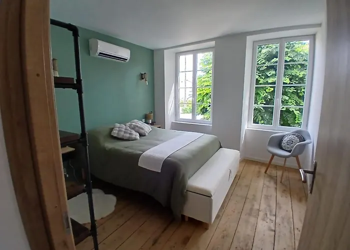 Charmante petite maison cosy à Mauzé sur le Mignon