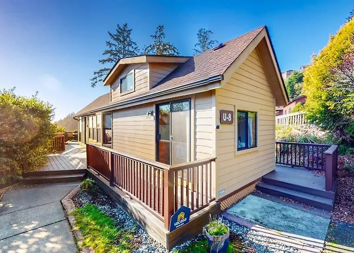 Tranquil Dog-Friendly Coastal Escape With Private Hot Tub Patio & Nature Views