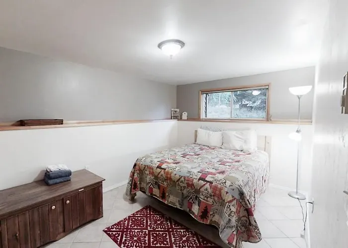Wonderful Home Close To Lake Withprivate W&D Wifi Gas Fireplace - 2 Dogs Okay