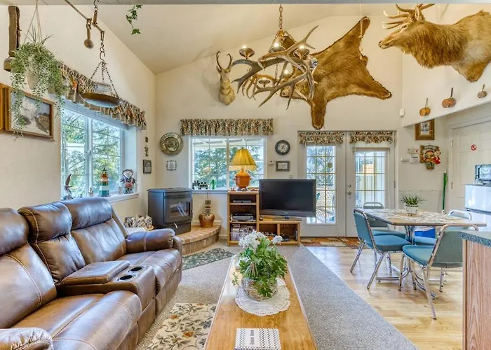 Riverfront Home With Beautiful Water Views Patio & Fireplace