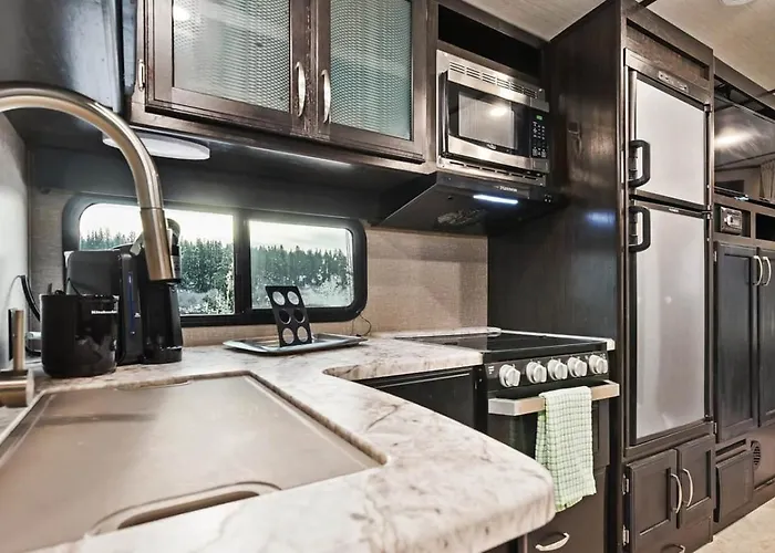 Camper - The Mother Lode
