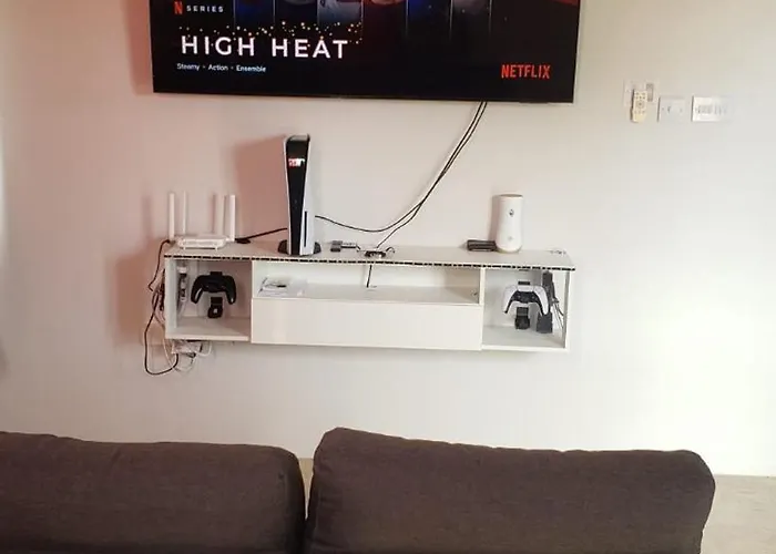 Azille'S Apt