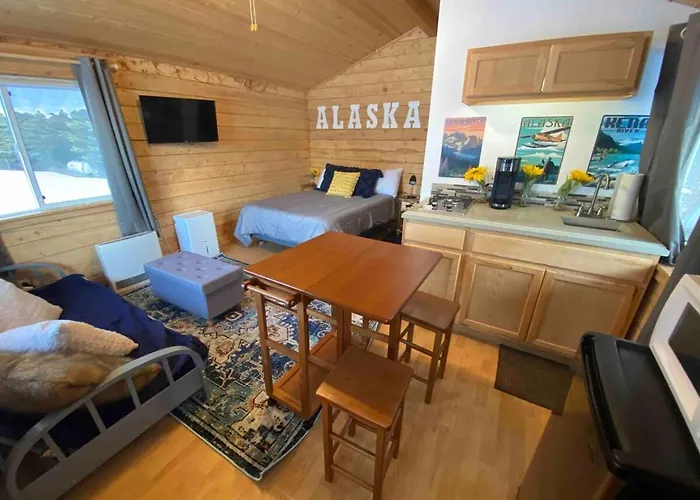 Rustic Moose Cabin At Moose Tracks Lodging
