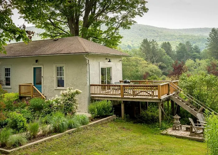 Charming Spanish Courtyard Retreat With Garden & Porch Views In Margaretville, New York