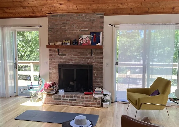 A Cozy Family-Friendly Wooden House In Tree Paradise Close To Ocean & Bay Beach