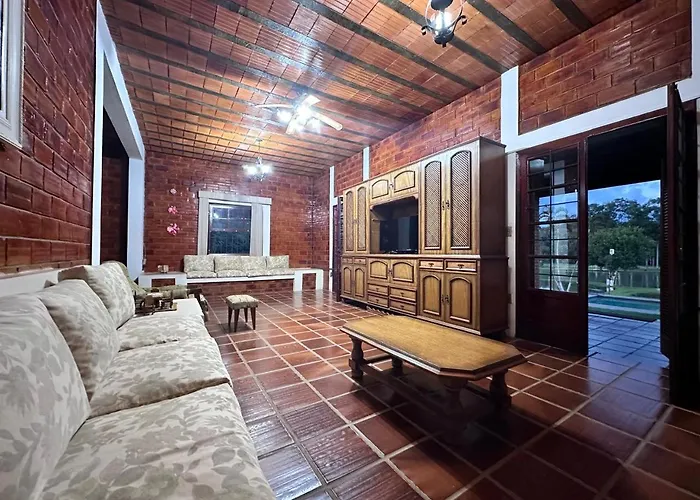 Casa de campo completa em Cesário Lange - São Paulo