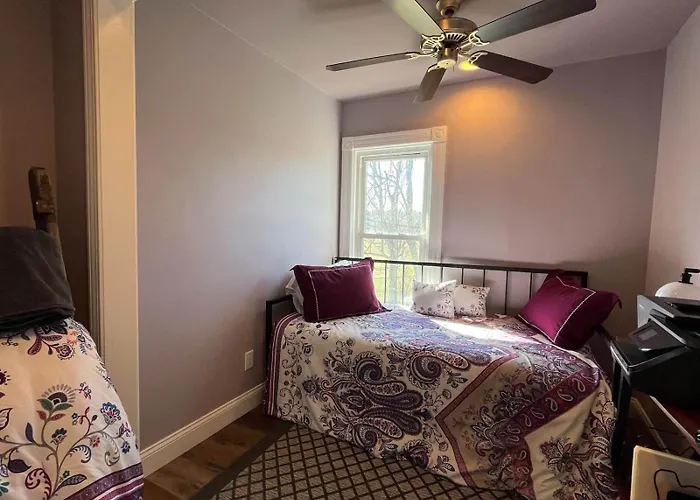 Meadow View Stay At Chautauqua Lake • 1.5 Acres