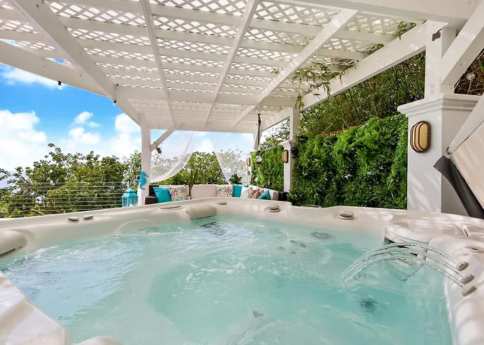 Villa Serena Water Island