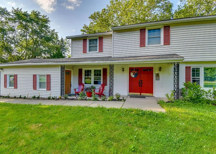 Work & Play In Pittsford: Quiet Home Near Parks