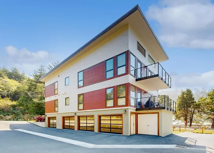Stunner Apt With Fireplace Grill Partial Ocean Views & Partial Ac